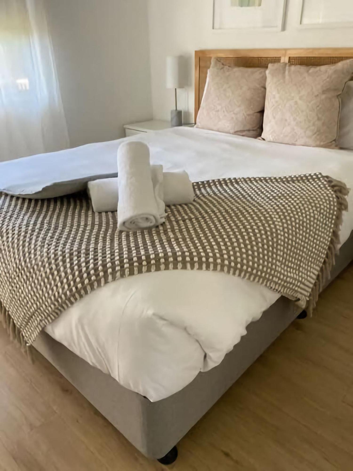 Appartement Beachside Bliss Your Ideal Coastal Hideaway à Gold Coast Extérieur photo